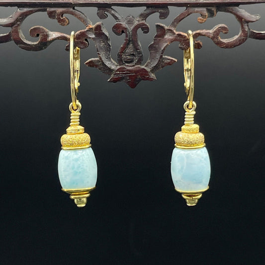 Larimar Tönnchen 1  - Mojo Goldene Ohrringe: Larimar, Donuts, Ohrhaken