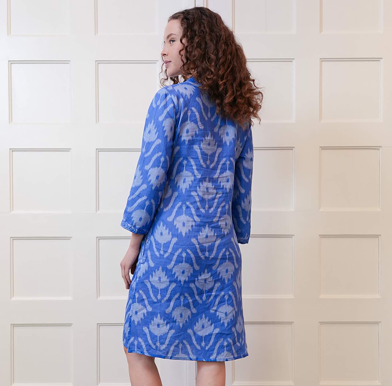 Sapphire Kaftan iKat blau 3 - Nimo with Love: Kürzerer Schnitt, iKat blau, Taschen